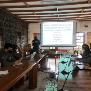 La Dirección del Parque Nacional Galápagos y WildAid desarrollan un Protocolo para el Monitoreo Integrado de Especies en Aguas Abiertas.