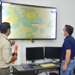 Centro de Control_8 Fortalecemos el Centro de Control de la Dirección del Parque Nacional Galápagos y de la Dirección Regional de Espacios Acuáticos Insulares (DIRGIN)