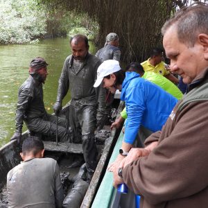 DSCN3487 SE FORTALECE LA PROTECCIÓN EFECTIVA DE LOS MANGLARES CON LOS PESCADORES ARTESANALES
