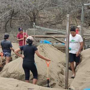 IMG-20220124-WA0017 GUARDAPARQUES Y VOLUNTARIOS PROTEGEN NIDOS DE TORTUGAS MARINAS EN LA ISLA DE LA PLATA