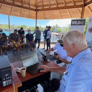 1 (9) Capitanía de Puerto Baquerizo Moreno realiza campaña para certificar la Operatividad de los dispositivos AIS.
