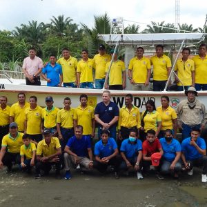 DSCN7546 LAS ASOCIACIONES 6 DE JULIO Y NUEVO PORVENIR CON APOYO DE WILDAID Y LA DIRECCION ZONAL 5 DEL MAATE MEJORAN SUS CAPACIDADES PARA ASEGURAR LA GESTIÓN Y MANEJO PARTICIPATIVO DE LOS MANGLARES DEL ECUADOR, PARA LA ADAPTACION Y MITIGACIÓN DEL CAMBIO CLIMATICO Y VIGILAR MÁS DE CINCO MIL HECTAREAS DE MANGLAR.