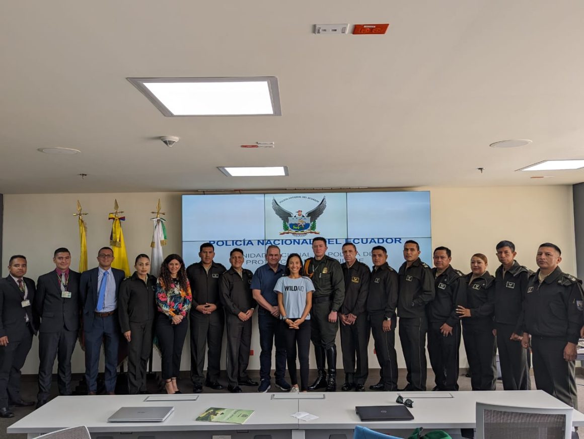 Intercambio entre la Policía Nacional de Ecuador y Colombia para combatir el tráfico ilícito de vida silvestre