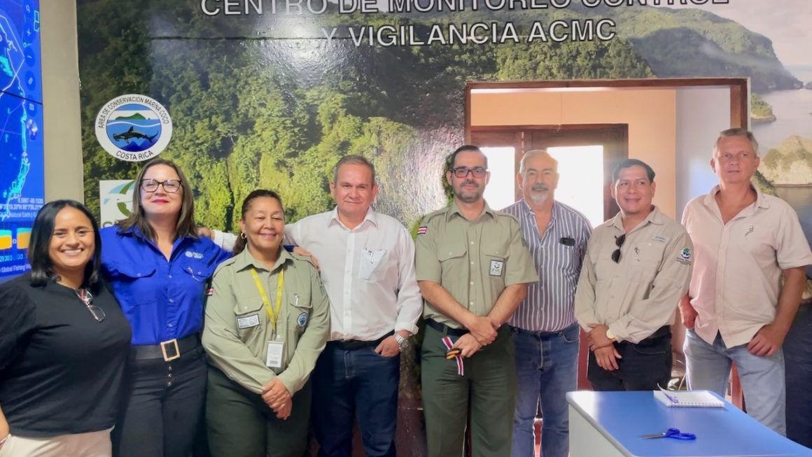 1 (8) Fortalecimiento del control, vigilancia y monitoreo del Parque Nacional Isla del Coco y el Area Marina de Manejo del Bicentenario