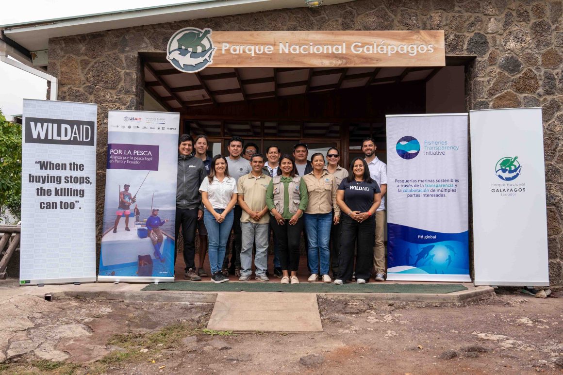 DSC08617b Transparencia de la Información Pesquera en Galápagos: Un Esfuerzo para Proteger la Reserva Marina