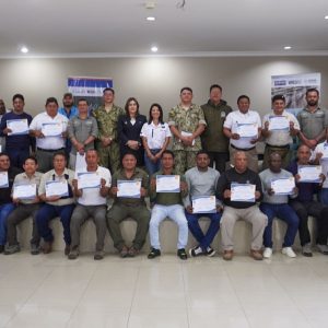 web m 003 CAPACITACIÓN EN MOTORES FUERA DE BORDA FORTALECE EL CONTROL Y VIGILANCIA MARINO-COSTERO EN ECUADOR