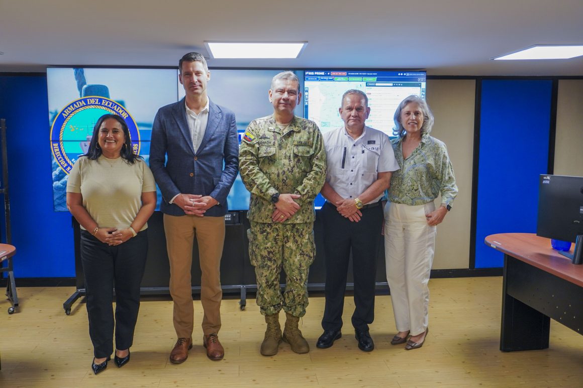 f06 SE REFUERZA EL TRABAJO DE COOPERACIÓN ENTRE CANADÁ Y ECUADOR PARA LA PROTECCIÓN DE LOS RECURSOS MARINOS COSTEROS