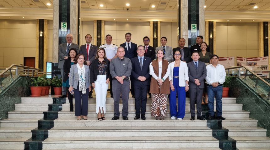 002perú PACÍFICO SUDESTE DEFINE LINEAMIENTOS ESTRATÉGICOS PARA COMBATIR LA PESCA INDNR