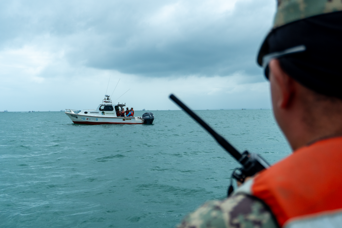 Procedimientos 09 ARMADA, AMBIENTE Y PESCA REFUERZAN SUS CONOCIMIENTOS EN PROCEDIMIENTOS MARÍTIMO-COSTEROS